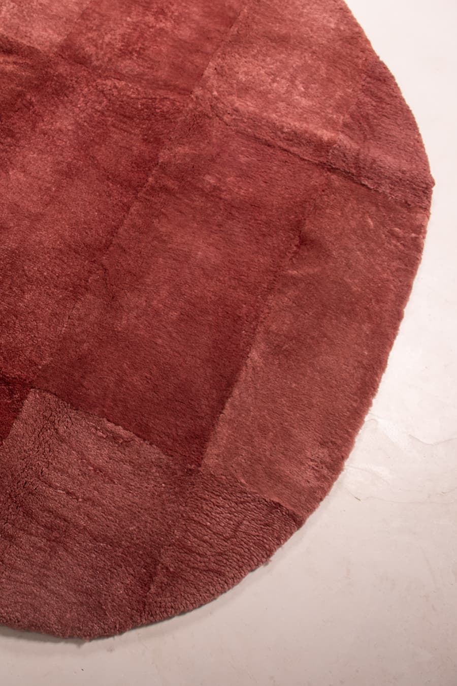 AMOEBA - Shaped Shearling Rug
