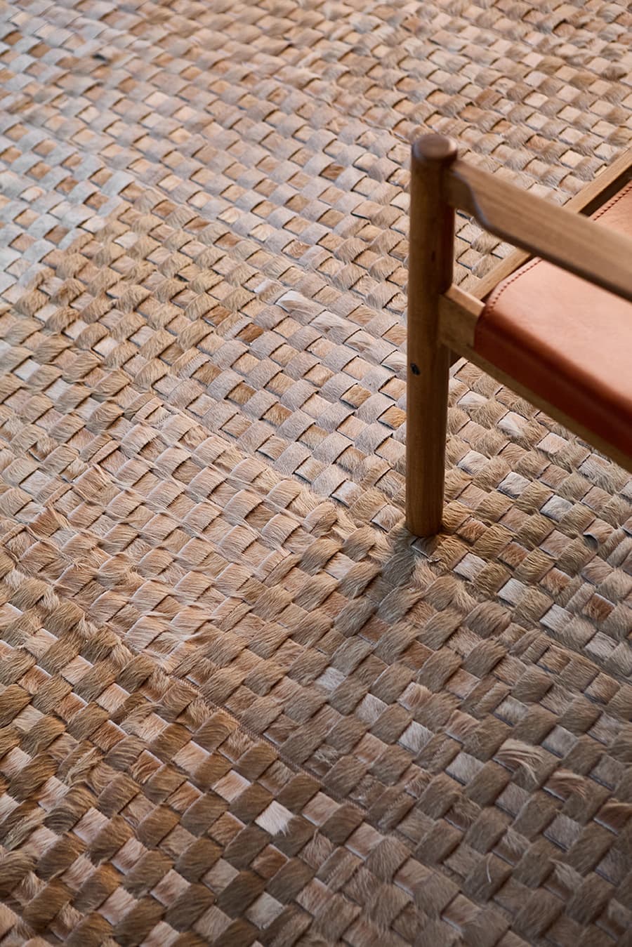 BASKET WEAVE - Leather Cowhide Rug