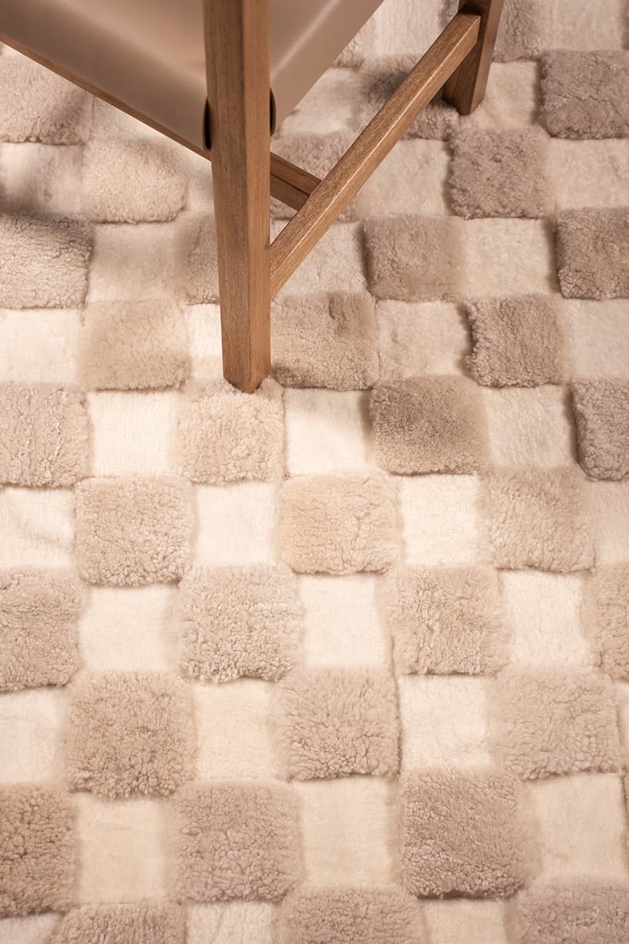 CHECKERED – High and Low Shearling Rug