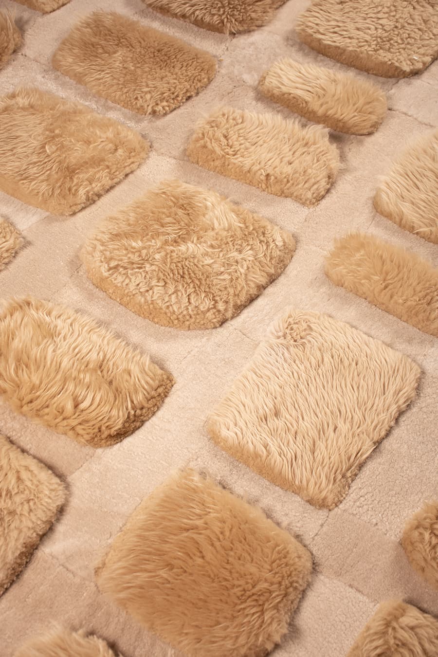 COBBLESTONE – Custom Sheepskin & Shearling Rug