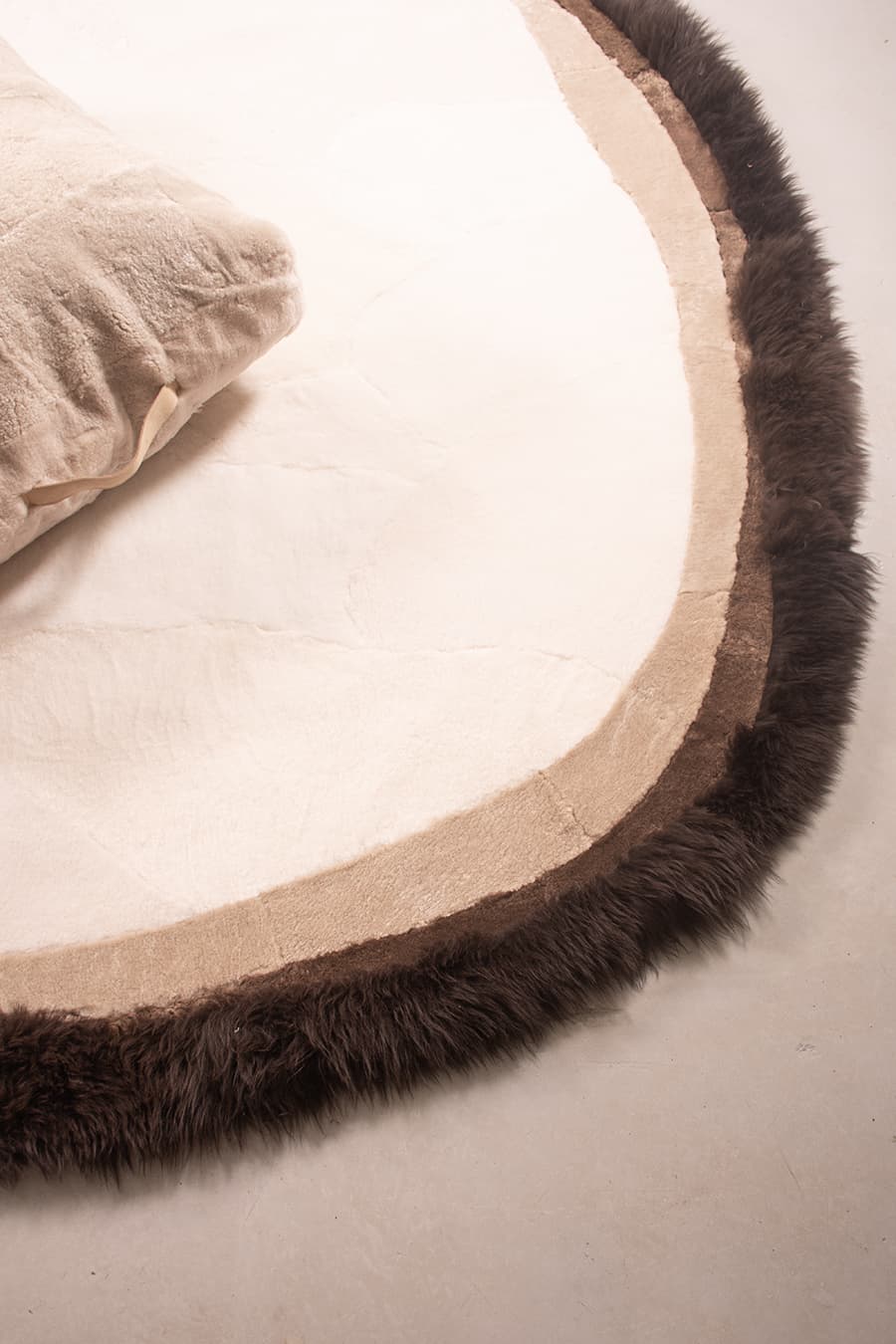CROMO – Custom Shaped Shearling Rug