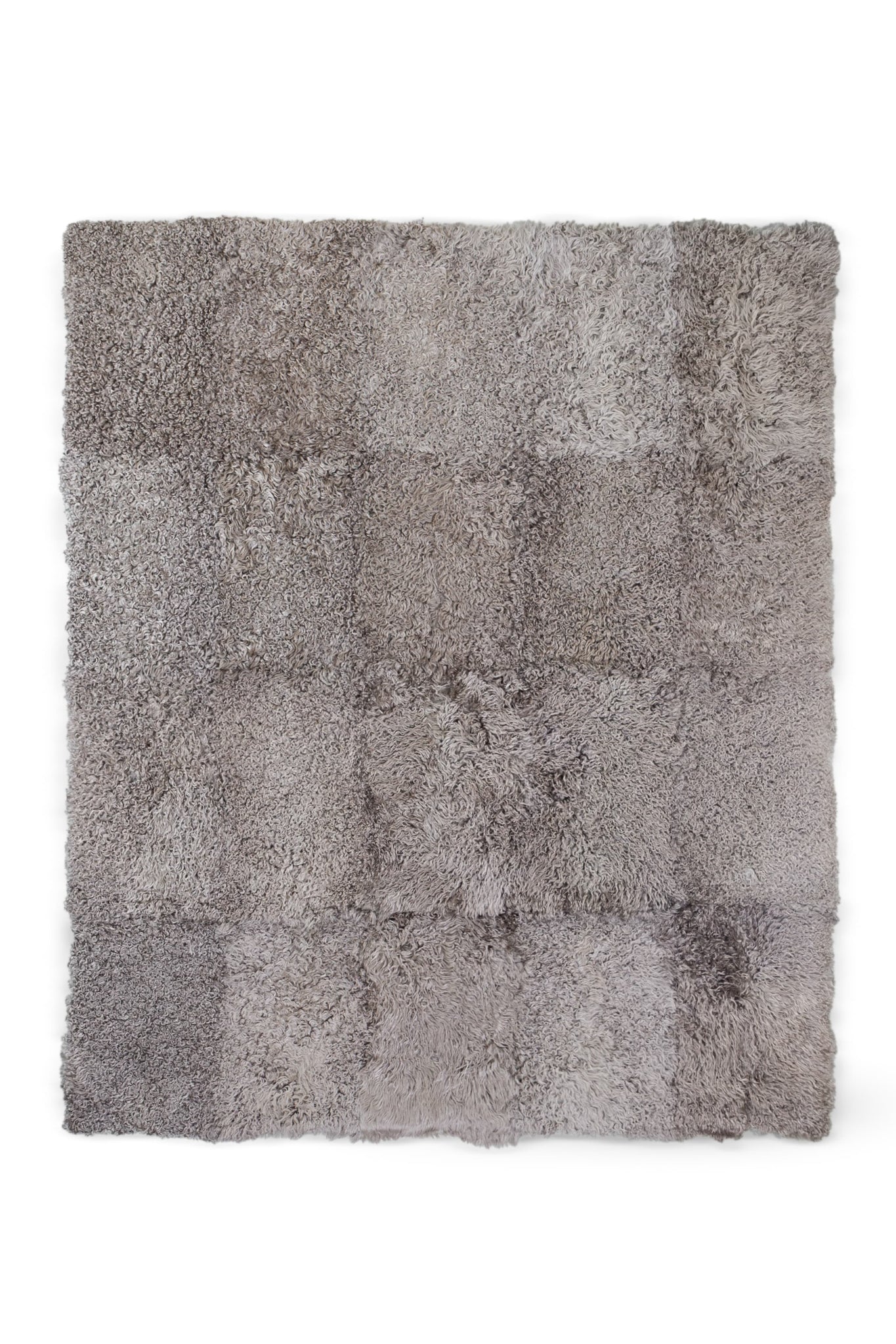 CURLY GOATSKIN RUG – Silver Grey