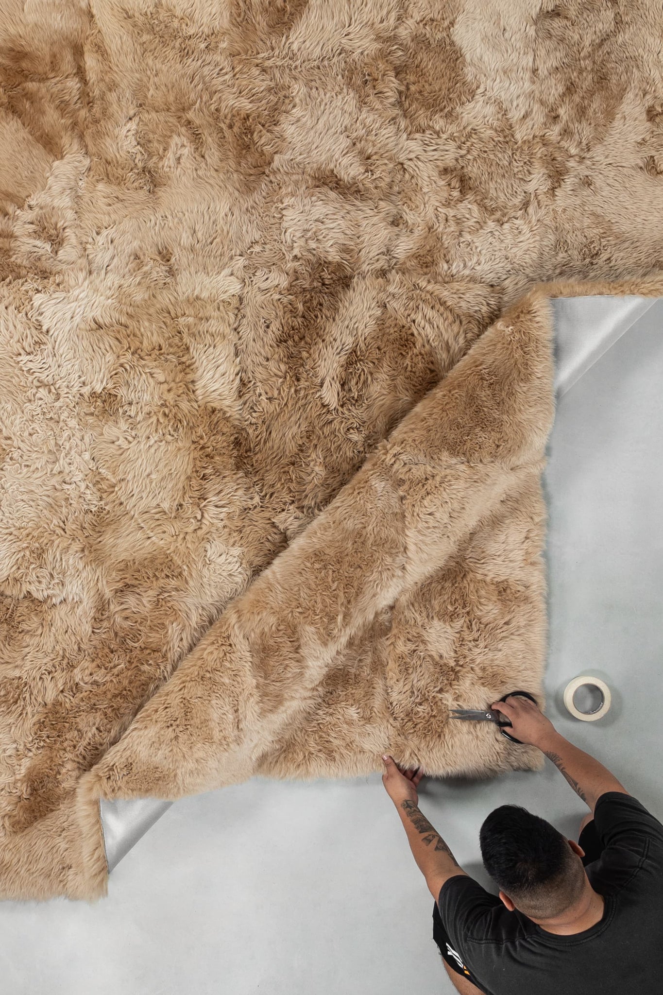 LONG HAIR - Beige Camel Sheepskin Rug