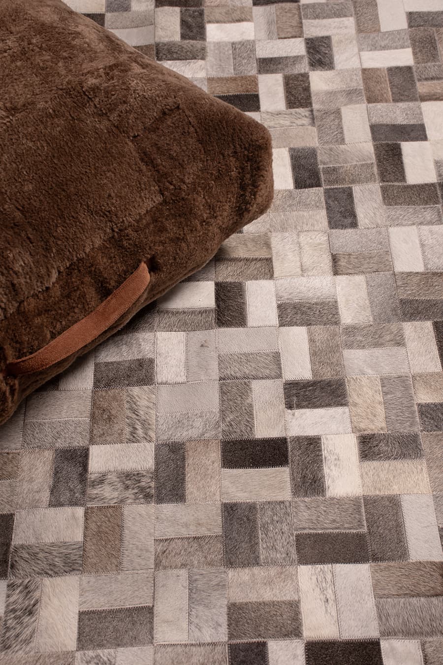 PARQUET – Bespoke Cowhide Rug