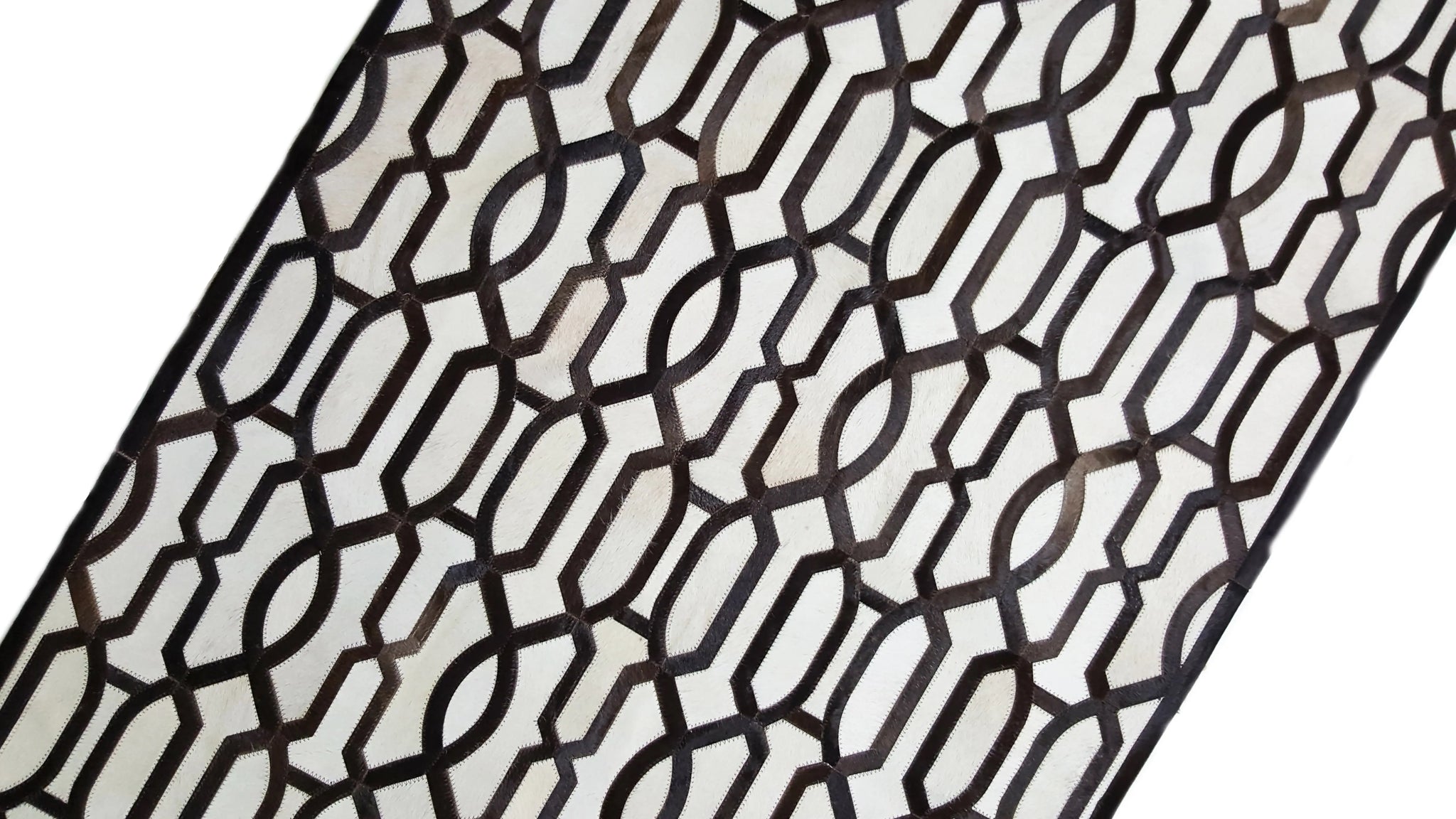 SMALL TRELLIS – Geometric Patagonian Cowhide Rug