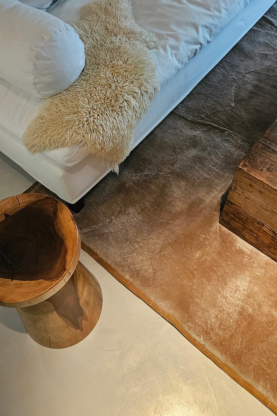 STANDY - Organic Sheepskin Rug
