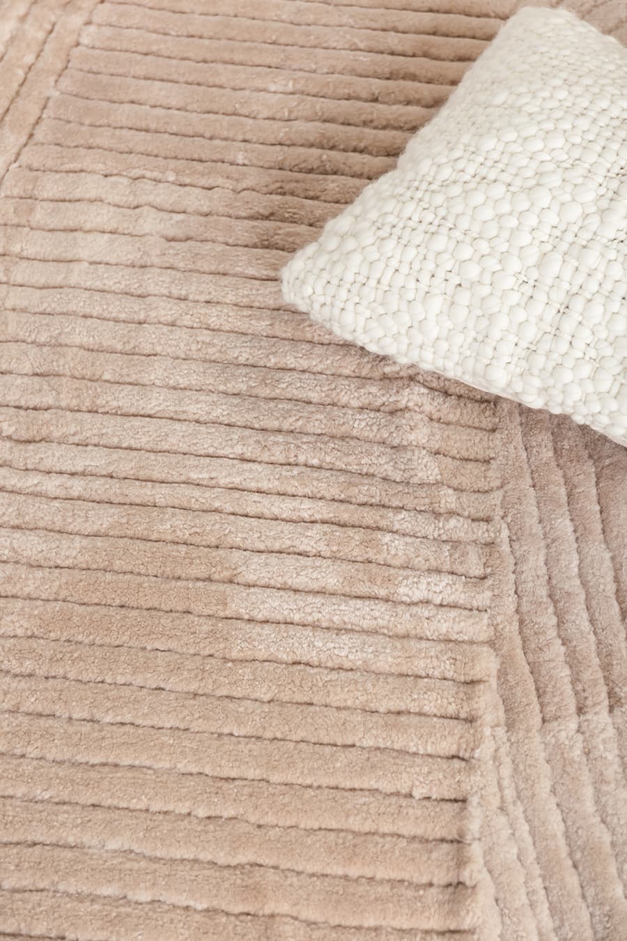 WEEKEND - Kilim Beige Shearling Rug