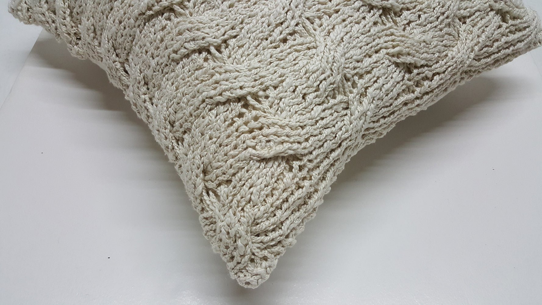 Wavy Golden Cotton Pillow