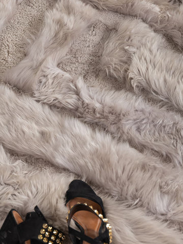 Domino merino wool rug by Homelosophy