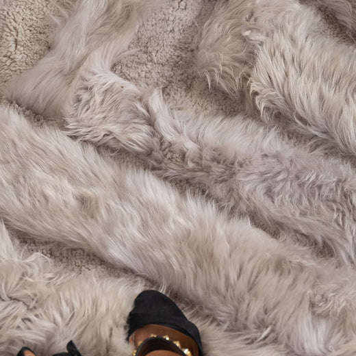 Domino Sheepskin Plush Rug