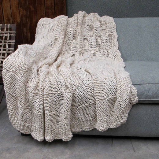 Cuadro Cable Knit Throw Blanket
